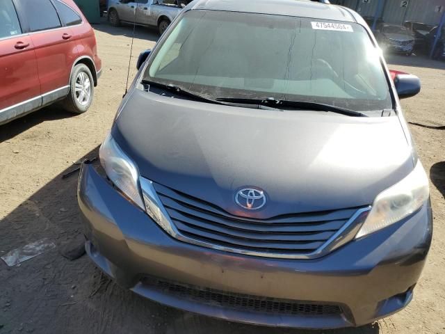 2011 Toyota Sienna XLE