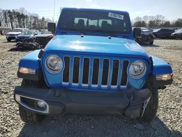 2022 Jeep Gladiator Overland