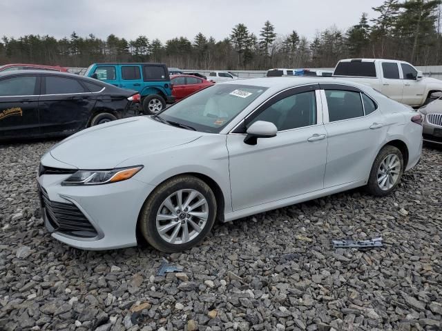 2022 Toyota Camry LE