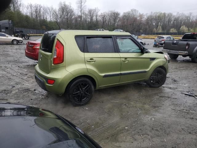 2013 KIA Soul +