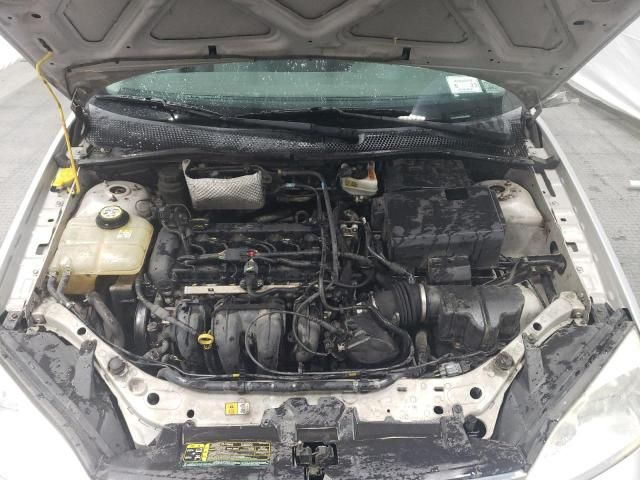 2005 Ford Focus ZX4