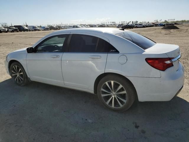 2013 Chrysler 200 Limited