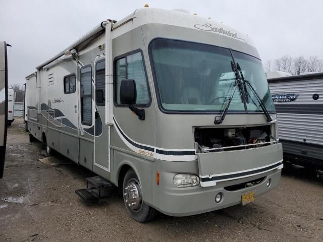 2004 Fleetwood 2004 Workhorse Custom Chassis Motorhome Chassis W2