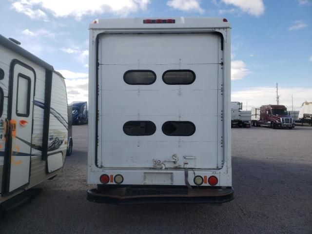 2004 Workhorse Custom Chassis Forward Control Chassis P4500