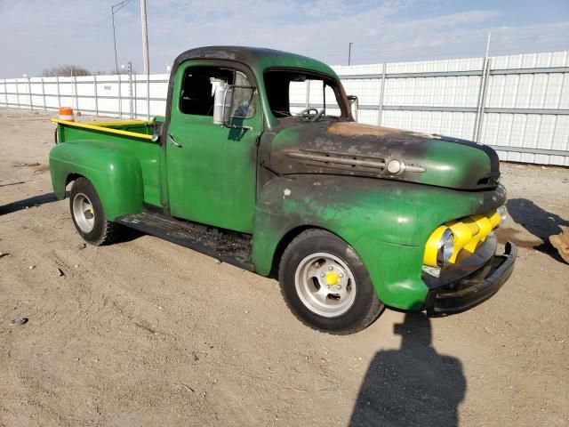 1952 Ford F-1