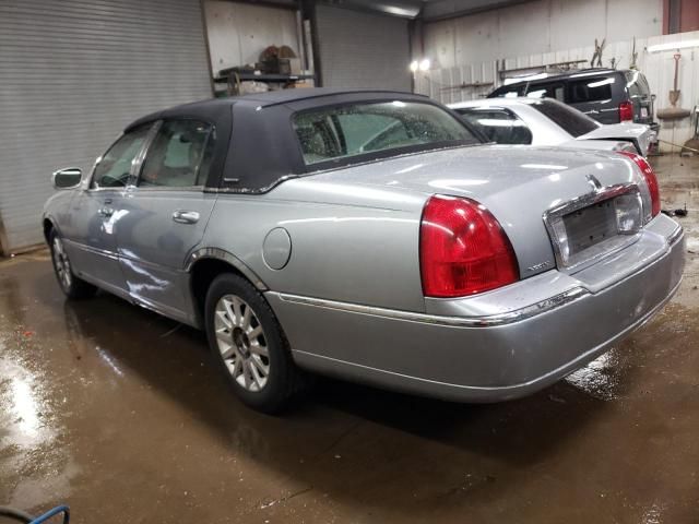 2006 Lincoln Town Car Signature