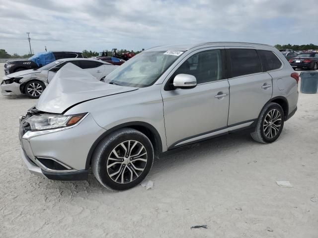 2018 Mitsubishi Outlander SE