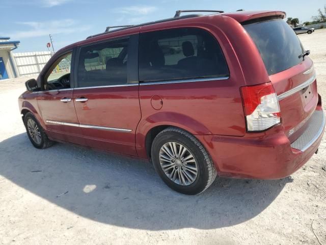 2016 Chrysler Town & Country Touring L