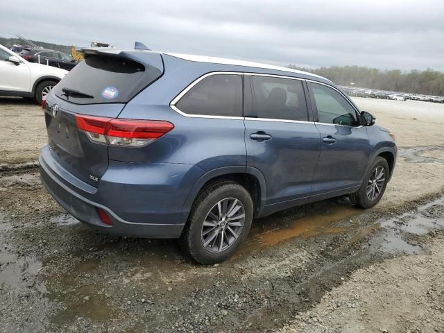 2018 Toyota Highlander SE