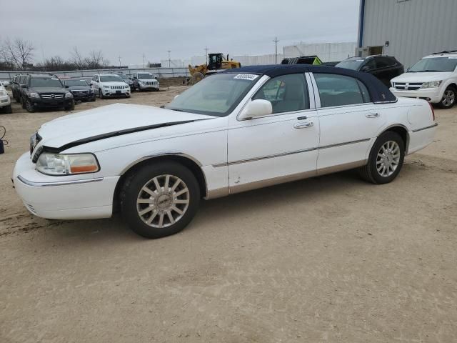 2007 Lincoln Town Car Signature