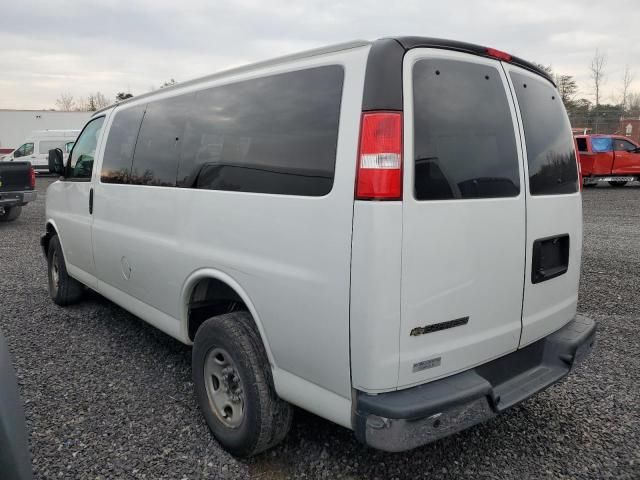 2020 Chevrolet Express G2500 LS