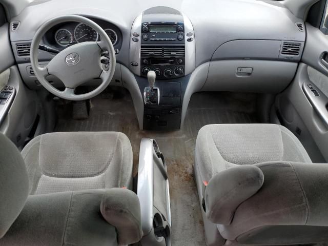 2008 Toyota Sienna CE