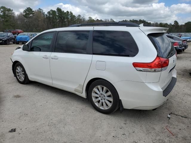 2014 Toyota Sienna XLE