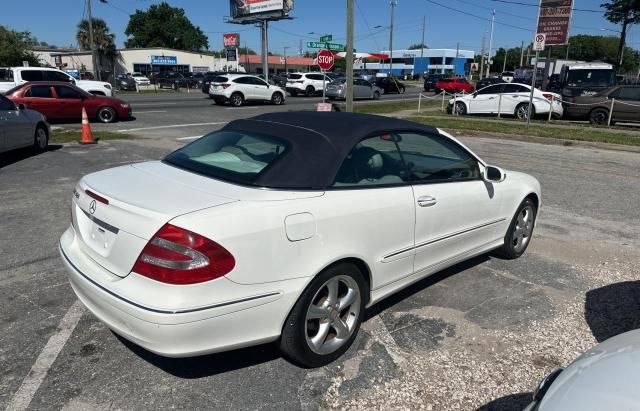 2005 Mercedes-Benz CLK 320