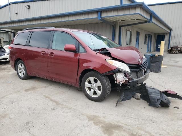 2012 Toyota Sienna LE