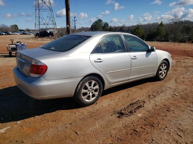 2005 Toyota Camry LE