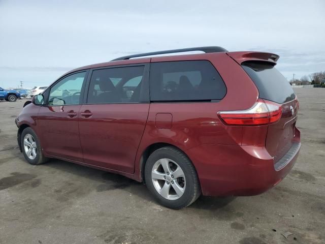 2016 Toyota Sienna LE