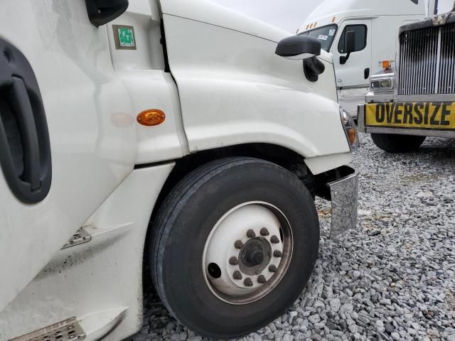 2018 Freightliner Cascadia 125