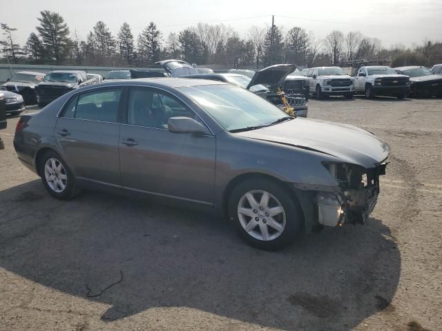 2005 Toyota Avalon XL