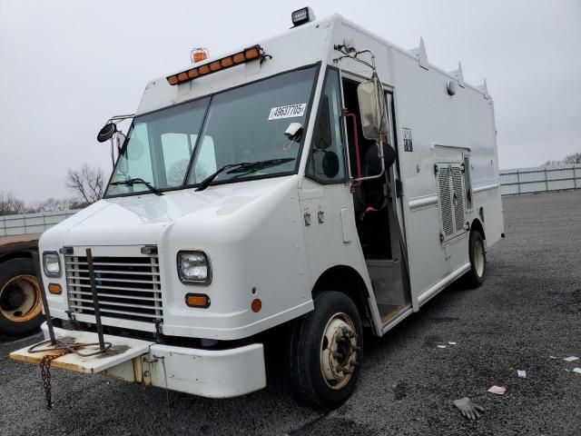 2016 Freightliner MT45 Service Truck