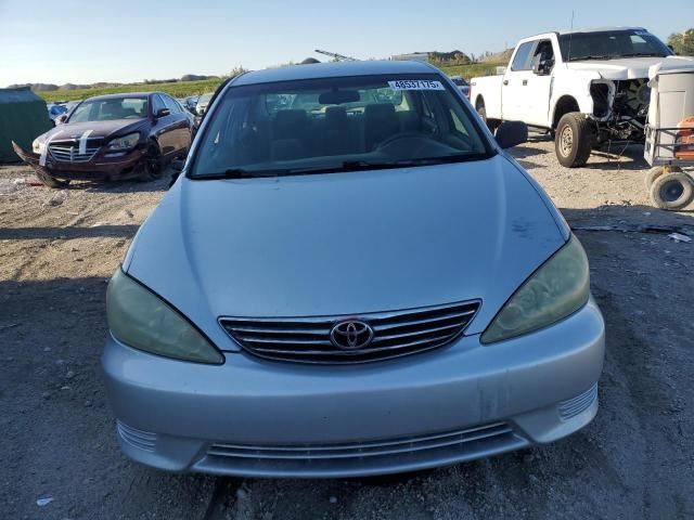 2005 Toyota Camry LE