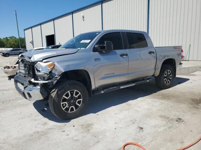 2015 Toyota Tundra Crewmax SR5