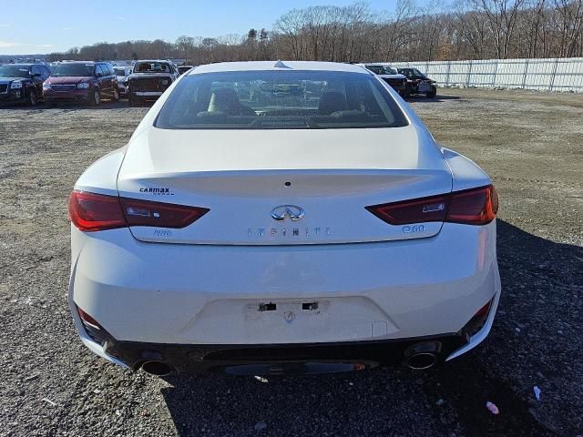 2018 Infiniti Q60 Luxe 300