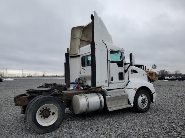 2013 Kenworth Construction T660