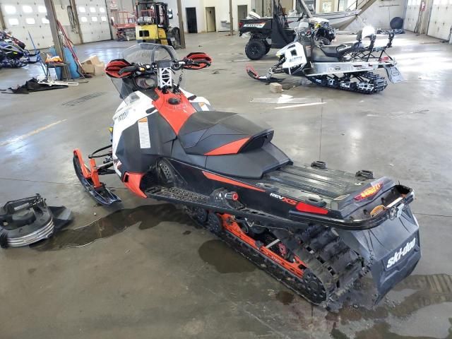 2014 Skidoo 2014 Skidoo Renegade