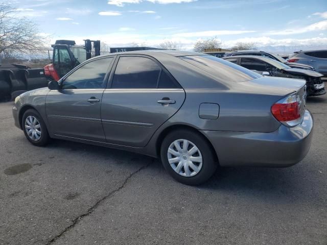 2005 Toyota Camry LE