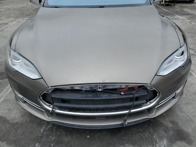 2015 Tesla Model S 70D