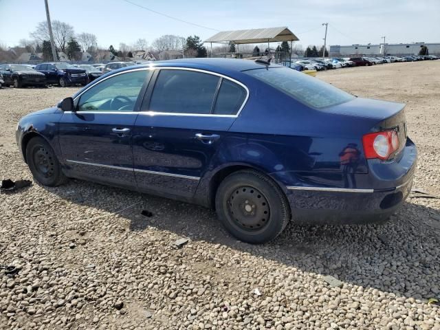 2006 Volkswagen Passat 2.0T Luxury