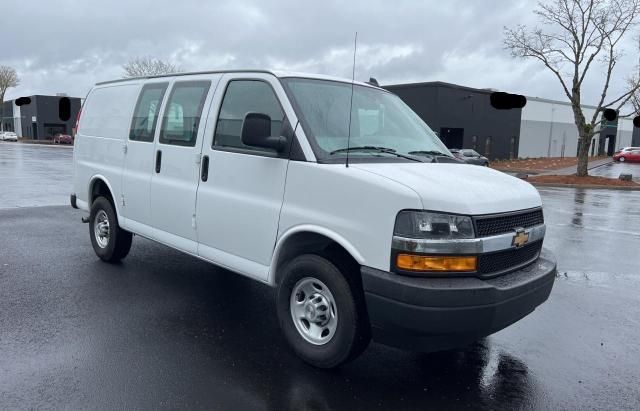 2024 Chevrolet Express G2500