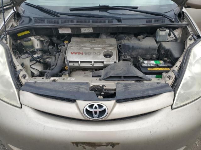 2006 Toyota Sienna XLE