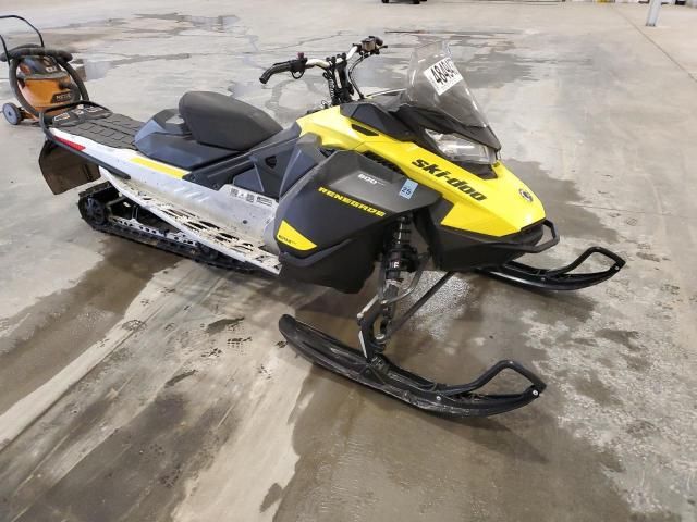 2021 Skidoo 2021 Skidoo Renegade