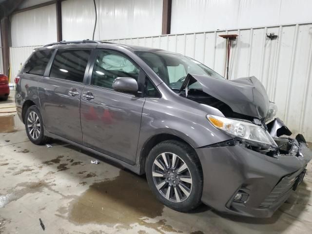 2020 Toyota Sienna XLE