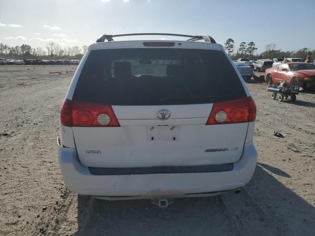 2007 Toyota Sienna CE