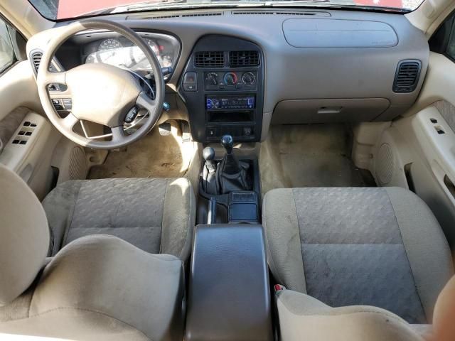 1998 Nissan Pathfinder LE