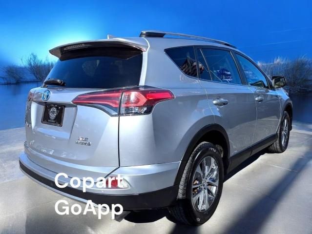 2017 Toyota Rav4 HV LE