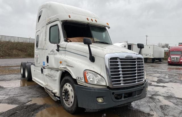 2016 Freightliner Cascadia 125