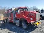 1996 Kenworth Construction T800