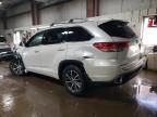 2017 Toyota Highlander SE