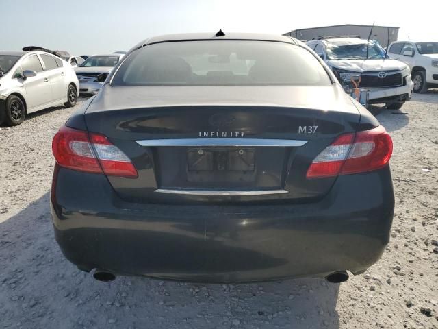 2012 Infiniti M37