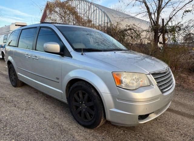 2009 Chrysler Town & Country Touring