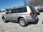 2002 Mitsubishi Montero Sport XLS