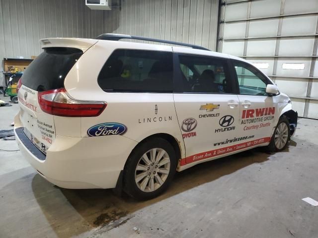 2015 Toyota Sienna LE