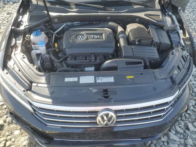 2017 Volkswagen Passat SEL Premium