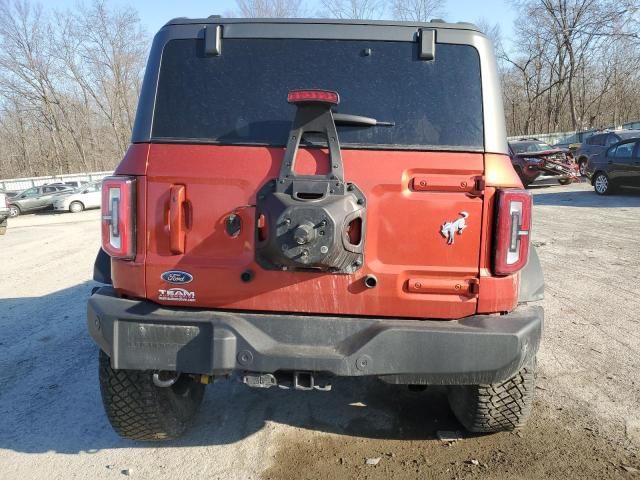 2023 Ford Bronco Base