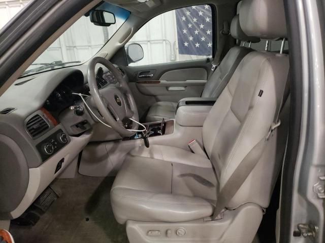 2014 Chevrolet Suburban K1500 LTZ