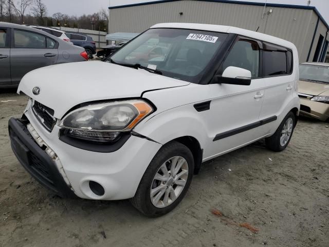 2013 KIA Soul +